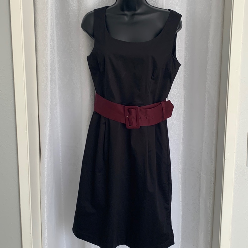 H&M BLACK DRESS WITH BELT Sz: 10